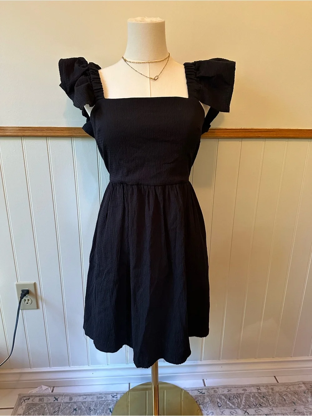BNWT Mi Ami Black Ruffle Sleeve Dress – Size Small - Picture 2 of 6